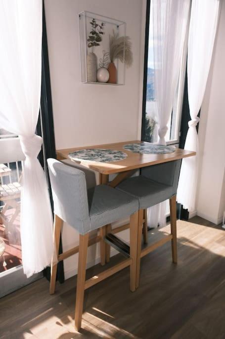 Studio With Lake And Montains Views Free Parking Луино Екстериор снимка