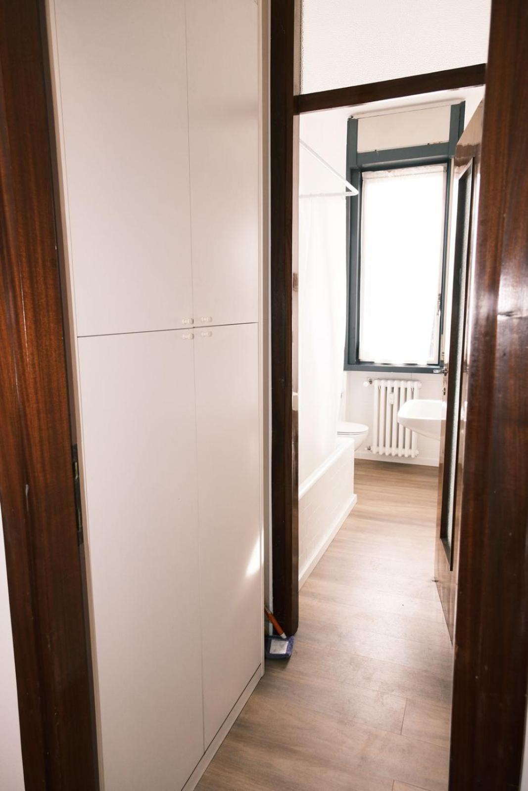 Studio With Lake And Montains Views Free Parking Луино Екстериор снимка